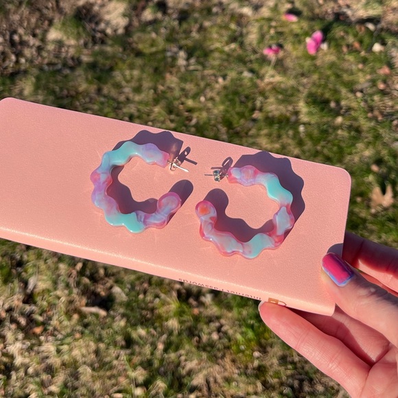 Handmade Y2K Open Hoop Earrings - Picture 11 of 16